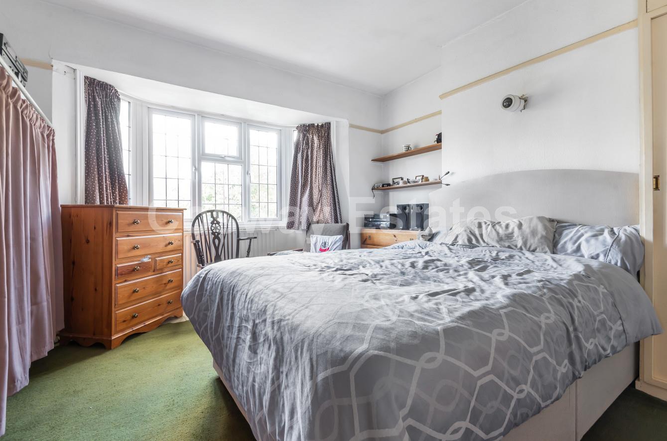 Highwood Hill, Mill Hill